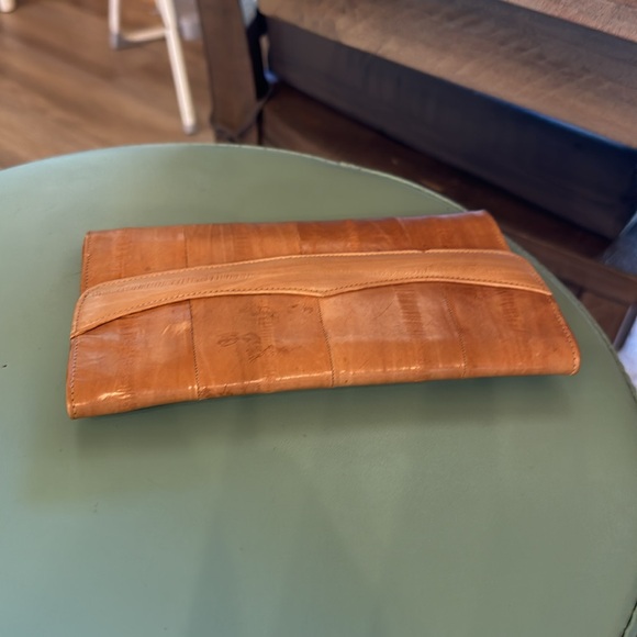Eel skin tan long wallet - Picture 3 of 6